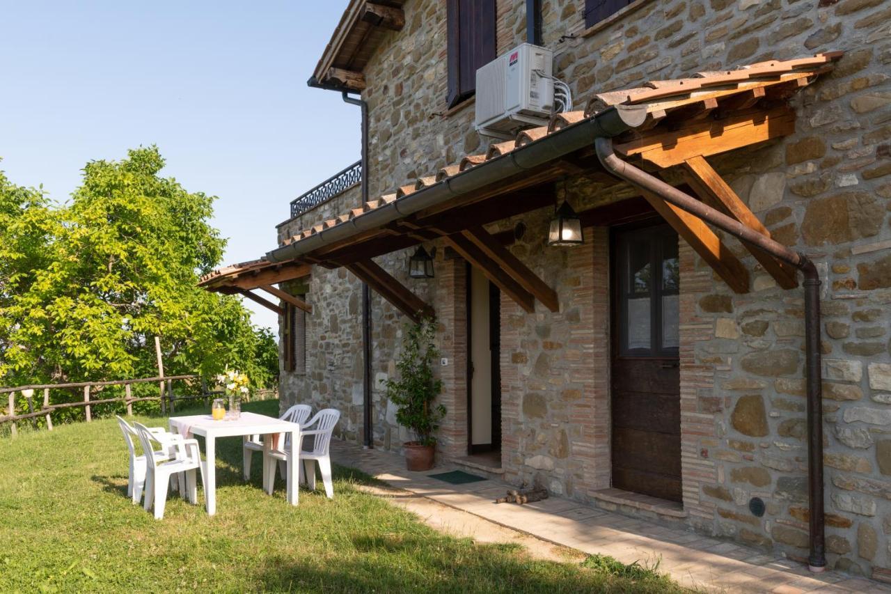 Fonte Chiara Villa Gubbio Eksteriør billede