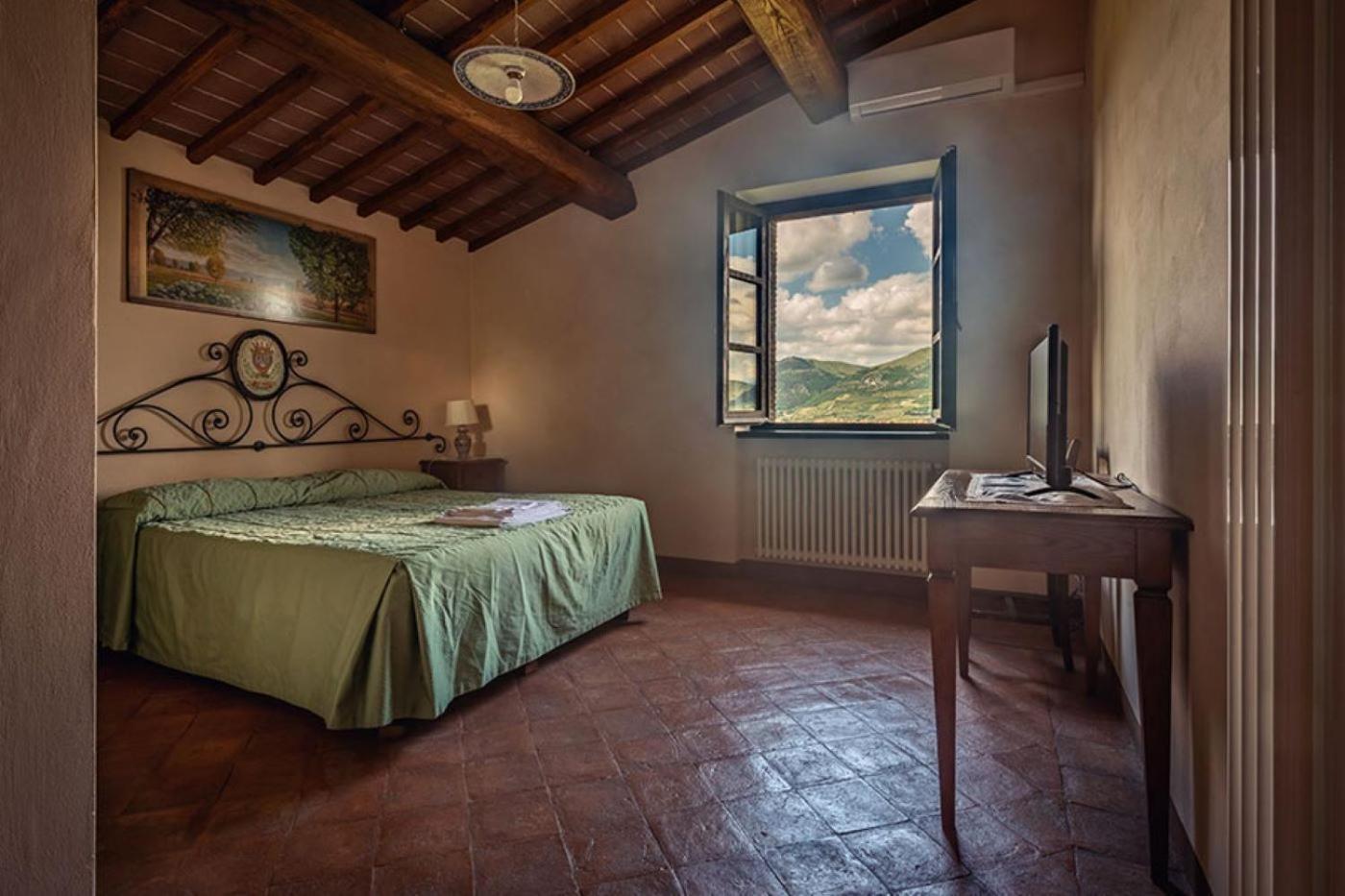 Fonte Chiara Villa Gubbio Eksteriør billede