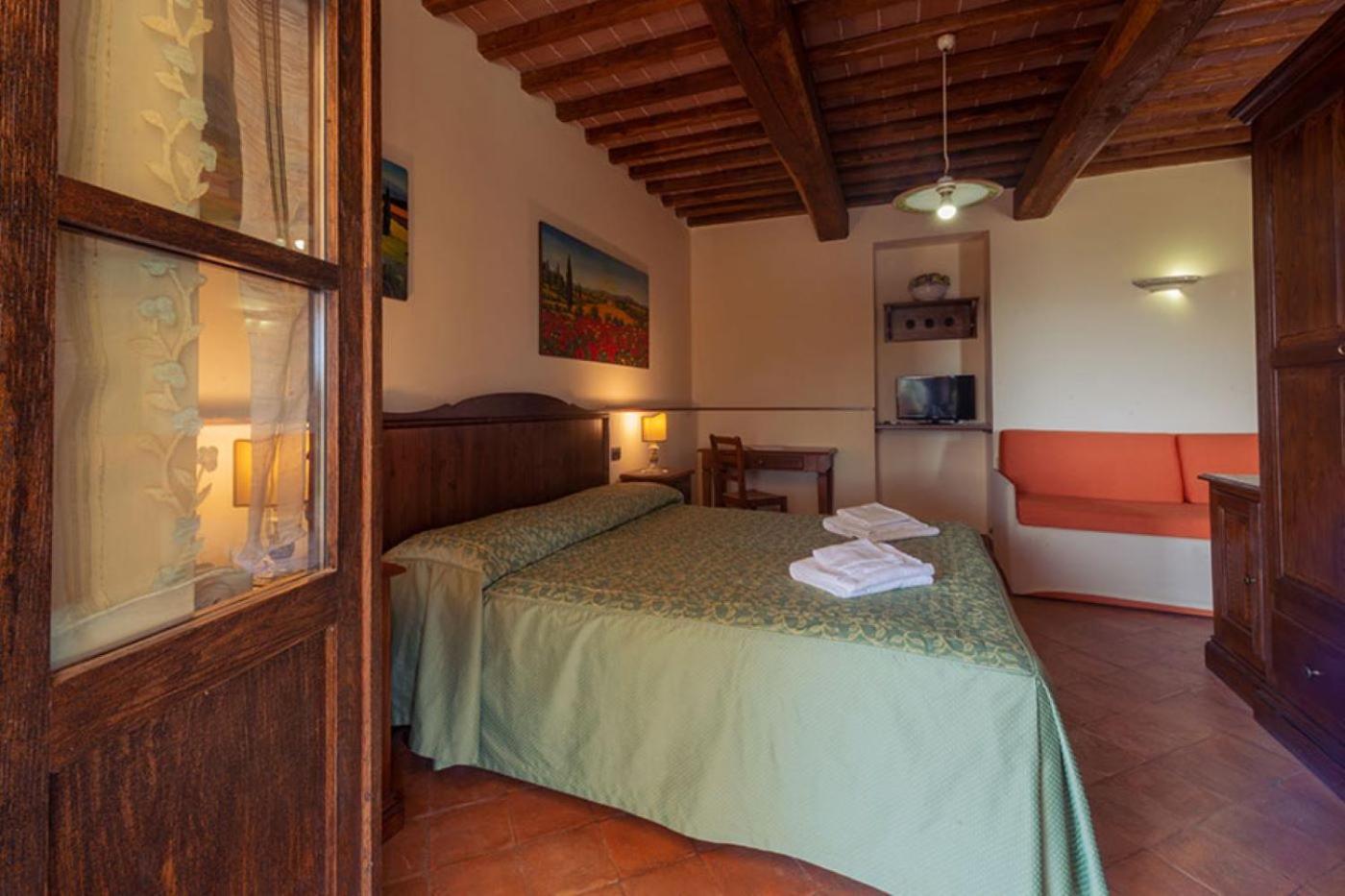 Fonte Chiara Villa Gubbio Eksteriør billede